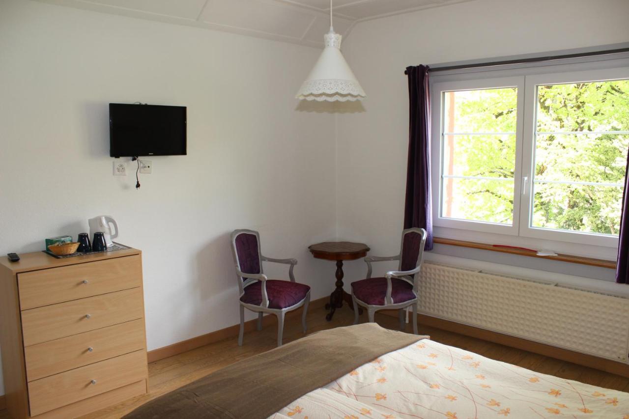 A Cote Bed and Breakfast Motiers Εξωτερικό φωτογραφία